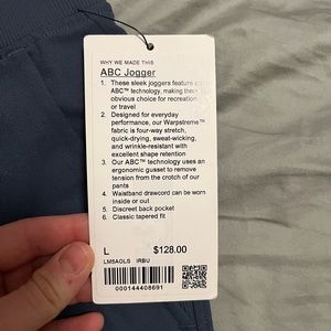 Lululemon Men’s ABC joggers - NEW